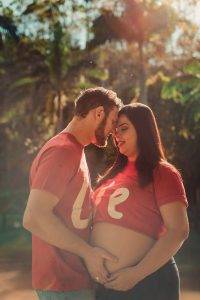 creative couple maternity photoshoot studio