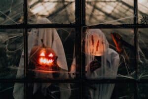 halloween photoshoot ideas for adults